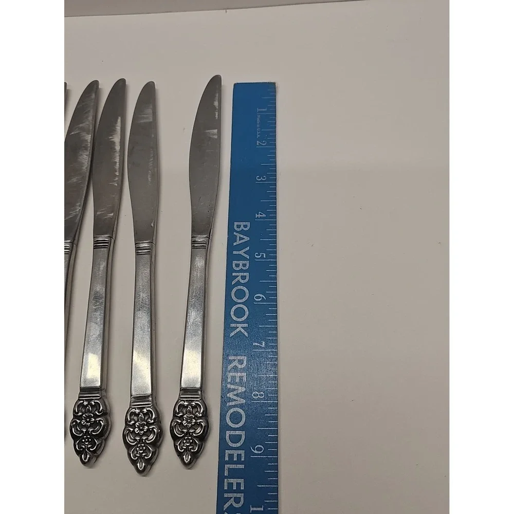 Oneidacraft Deluxe Stainless  - NORDIC CROWN - SET OF 8 DINNER/Butter KNIVES